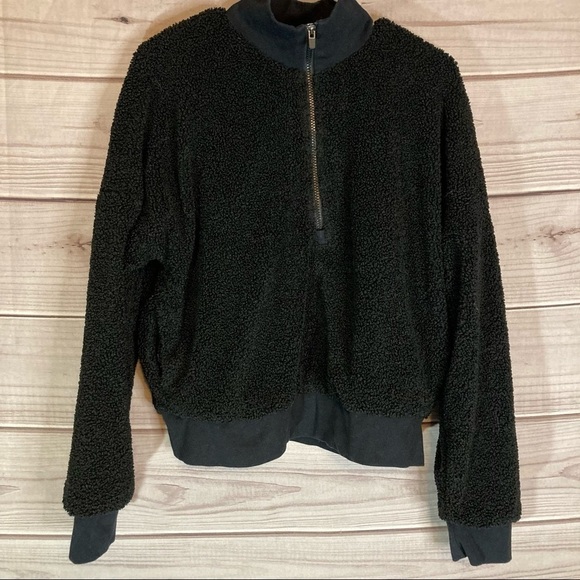 FABLETICS Black Dream Polar Fleece Sherpa Pullover - Picture 3 of 10
